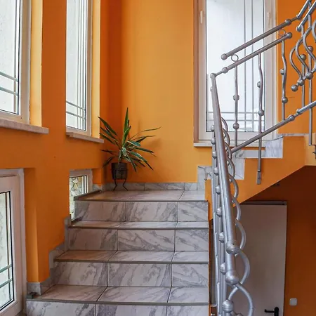 Διαμέρισμα Beautiful In W/ Wifi And 2 Bedrooms Hévíz